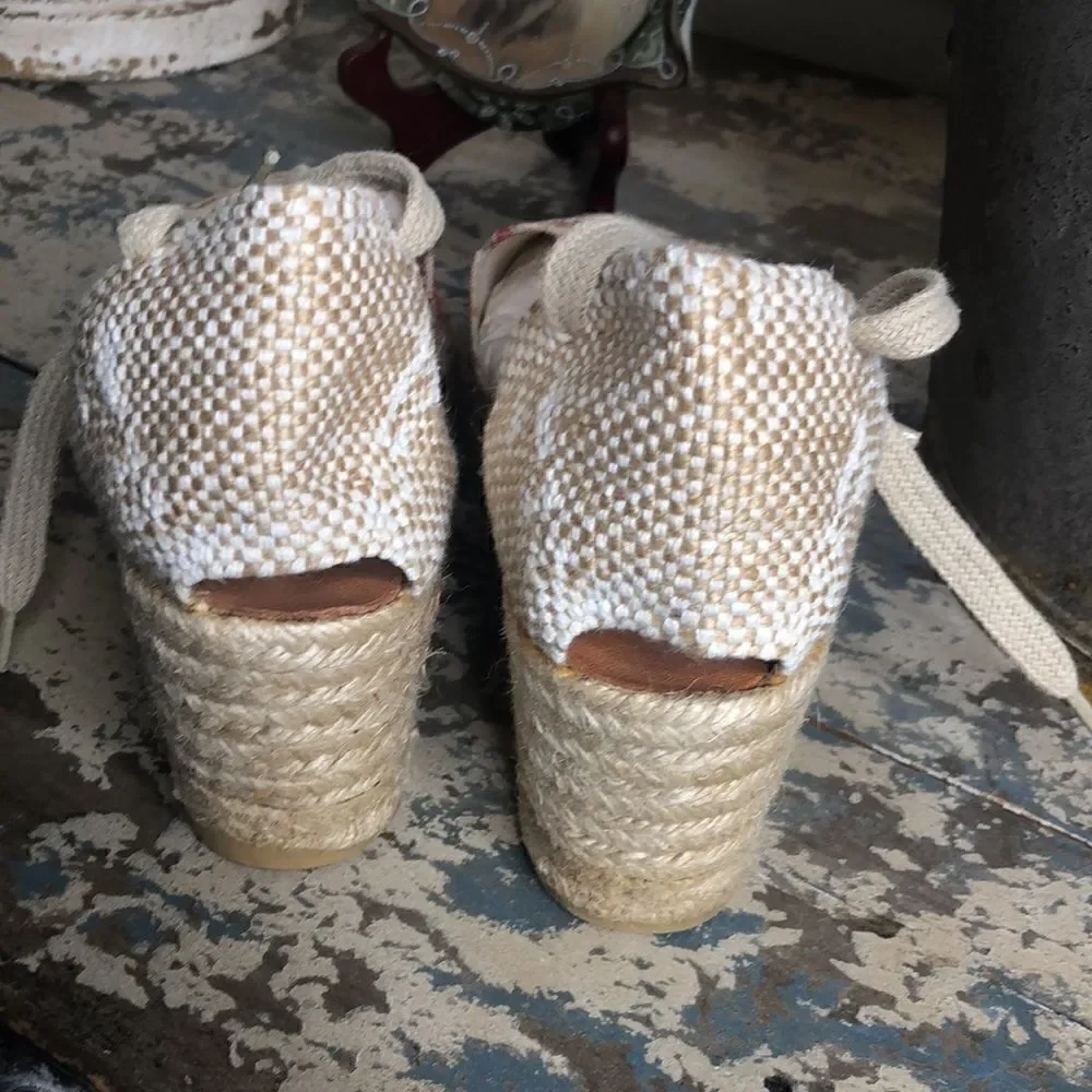Andre Asous Woven Natural Floral Design Canvas Espadrille Shoes NWOT